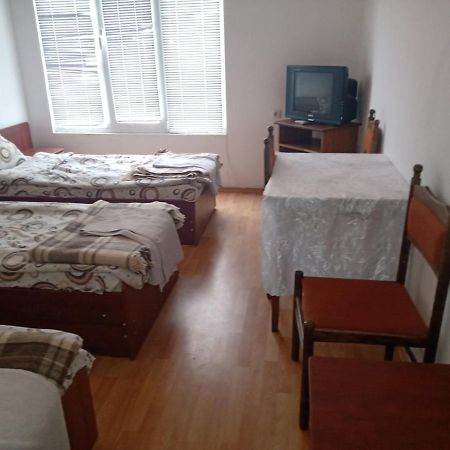 Хотел Оренда Dupnitsa Bagian luar foto